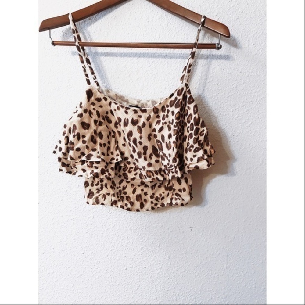 Express leopard print crop top nwot